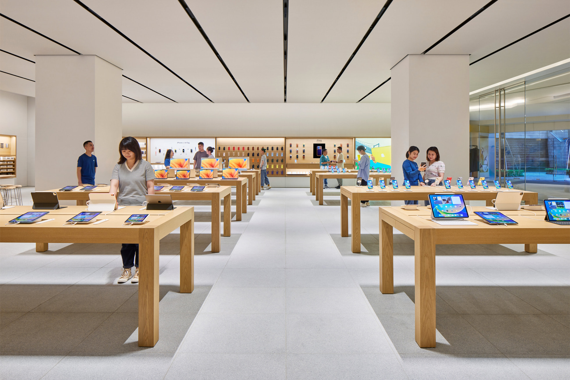 Can You Return Items To The Apple Store