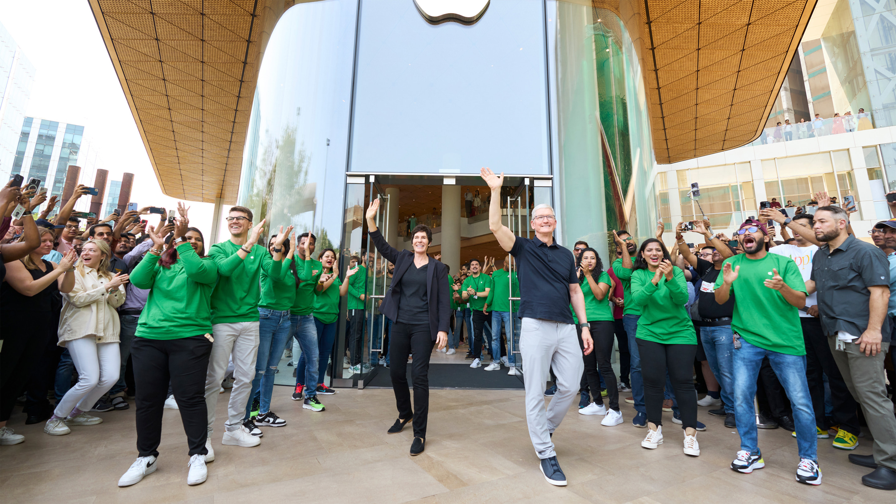 Apple BKC 零售店现已在孟买开幕 Apple (中国大陆)