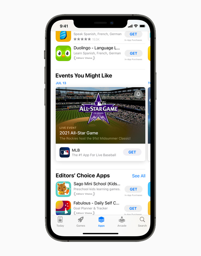 一台 iPhone 12 Pro 上正在展示 App Store 里的“你可能喜欢的活动”与“编辑精选 App”页面。