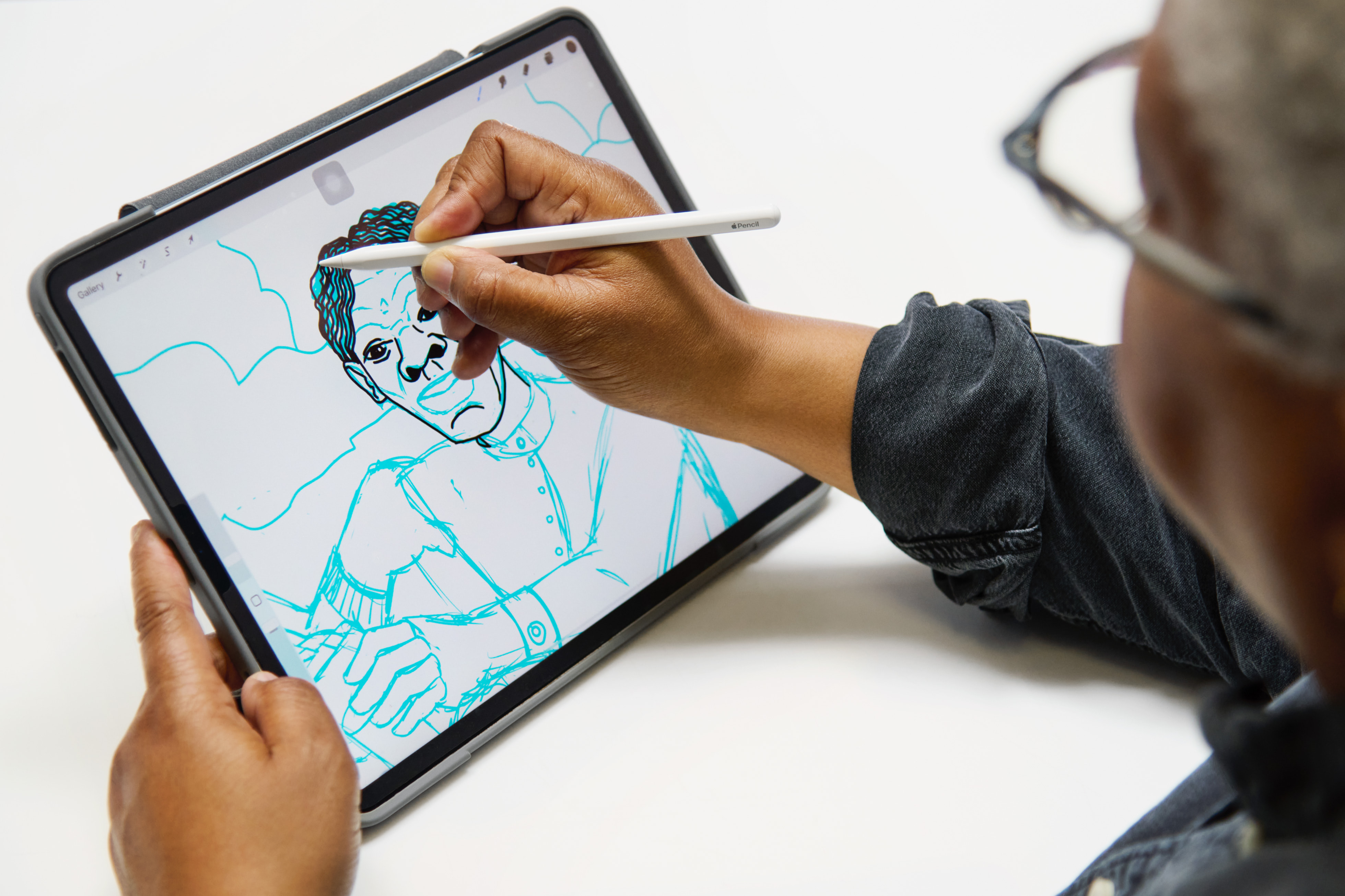 用iPad Pro 和Apple Pencil 描绘代表六月节的历史形象- Apple (中国大陆)