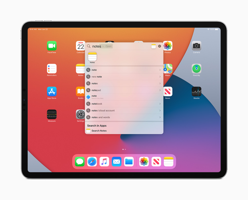 iPad Pro 上展示 iPadOS 14 新的搜索窗口。
