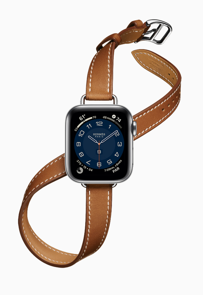 Apple Watch Hermès 搭配更为纤细的全新 Attelage Double Tour 表带。