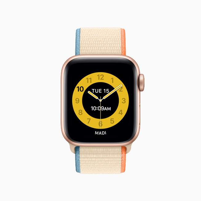 Apple Watch 上的“课堂时间”黄色表盘。 