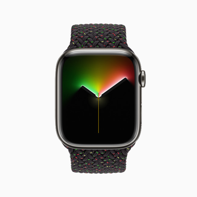 新款 Apple Watch “Black Unity”编织单圈表带与“团结之光”表盘。
