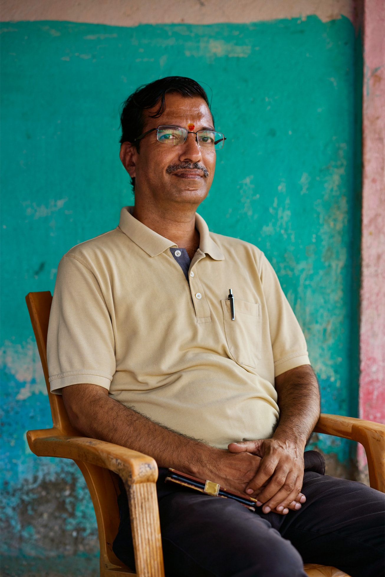 Applied Environmental Research Foundation 的联合创始人 Jayant Sarnaik 相信 Raigad 县近年来的气候变化已经让当地村民们认识到保护与他们共存的红树林的重要意义。|inline