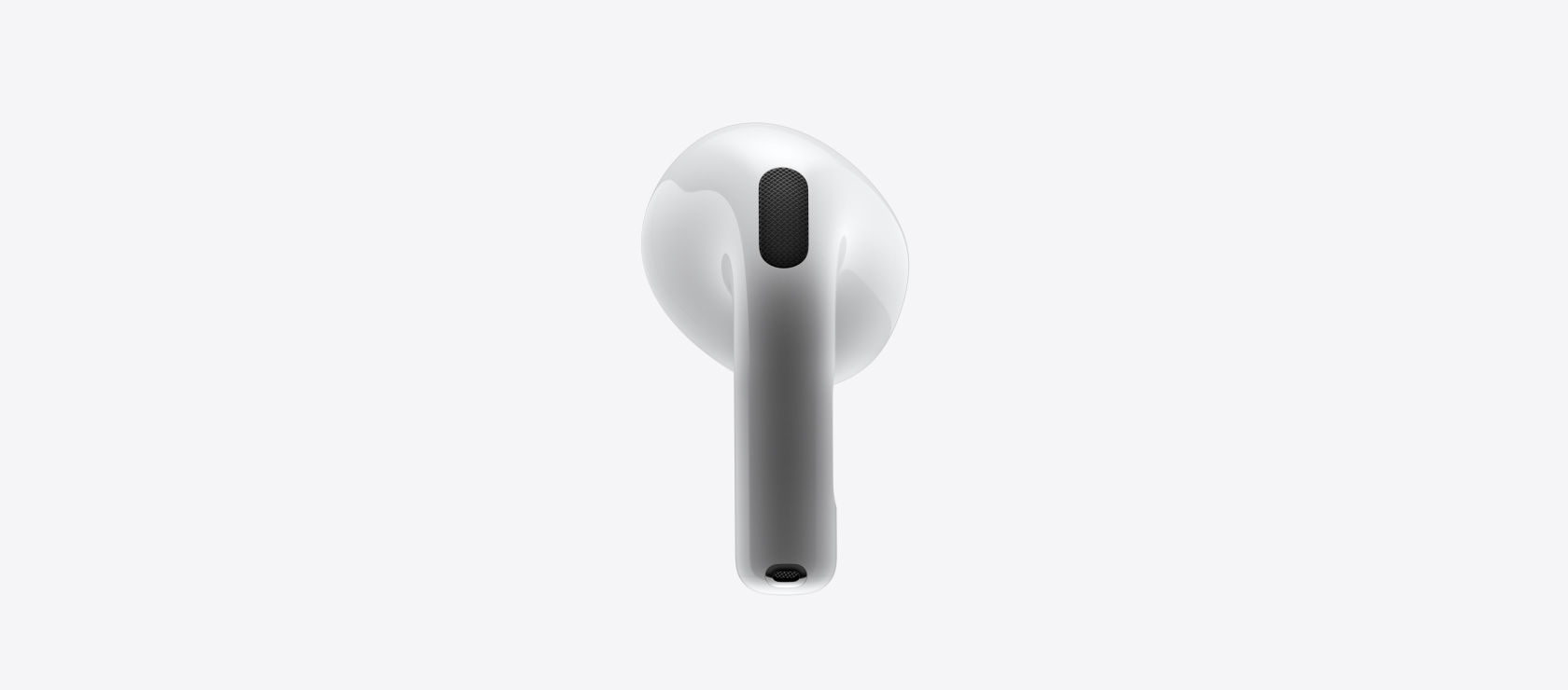 全新 AirPods 4 的正面与背面外观特写。