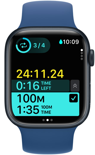 Apple Watch 屏幕显示一次自定义泳池游泳体能训练的计时信息